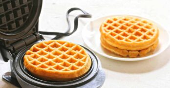 How to make waffles in a Cuisinart waffle maker
